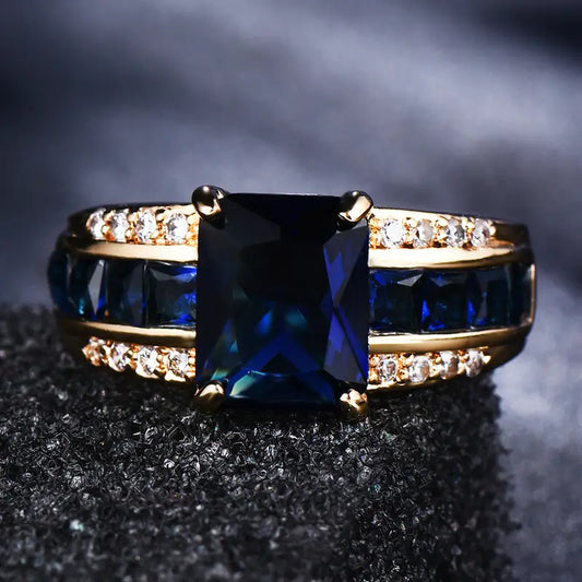 Kassira Bluemont Ring | Gold