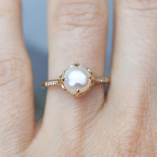 Delicate Pearl & Crystal Ring