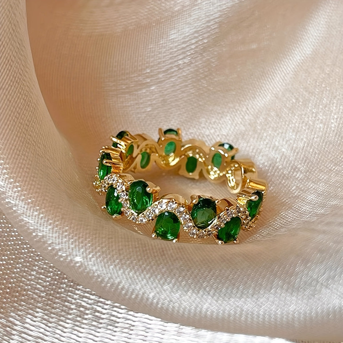 Calira Sparkling Emerald Open Ring | Gold