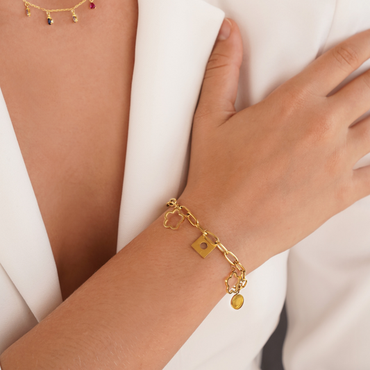 Chance Daisy Charm Bracelet