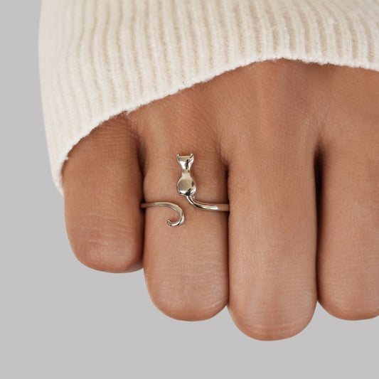 Silver Cat Patterned Ring